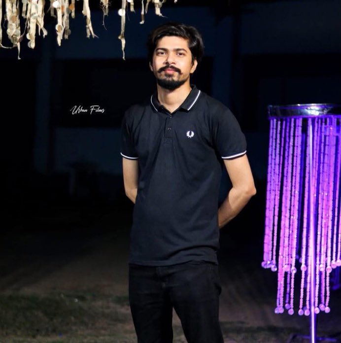 Arslan Baloch (@balochi5252) on Twitter photo پی ٹی آئی کارکن ،ائی ایس ایف کا رکن کراچی سے فیضان خان کل رات سے لاپتہ ہے۔
کراچی پولیس یا تو گرفتاری ڈالے یا فوری رہا کرے۔
سب لوگ فیضان کے لیے بھرپور آواز اٹھائیں۔
<a href="/KarachiPolice_/">Karachi Police</a> پی ٹی آئی کارکن ،ائی ایس ایف کا رکن کراچی سے فیضان خان کل رات سے لاپتہ ہے۔
کراچی پولیس یا تو گرفتاری ڈالے یا فوری رہا کرے۔
سب لوگ فیضان کے لیے بھرپور آواز اٹھائیں۔
<a href="/KarachiPolice_/">Karachi Police</a>