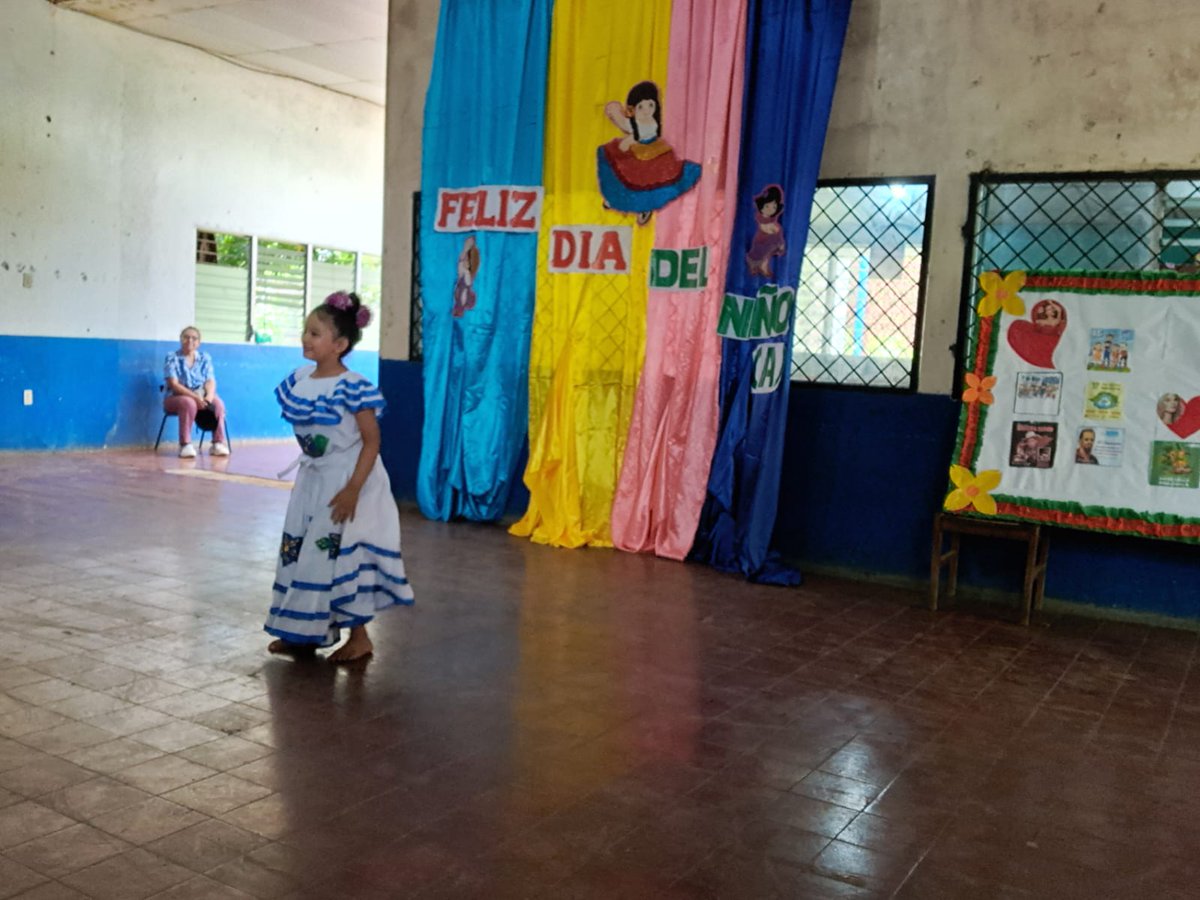 Celebrando con Alegría y Cultura! 🌟

Nuestros Estudiantes de educación primaria siguen festejando su semana especial con coloridas presentaciones de danza folklórica.

En esta jornada destacamos:
✔️  Rescatando nuestras raíces a través de la danza 
✔️ Creatividad. 
#Nicaragua
