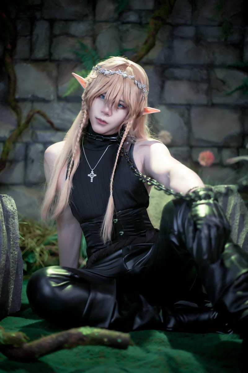 GusgusCos's tweet photo. Original character Elf by GusGus cosplay https://t.co/zBOKWcoDRV