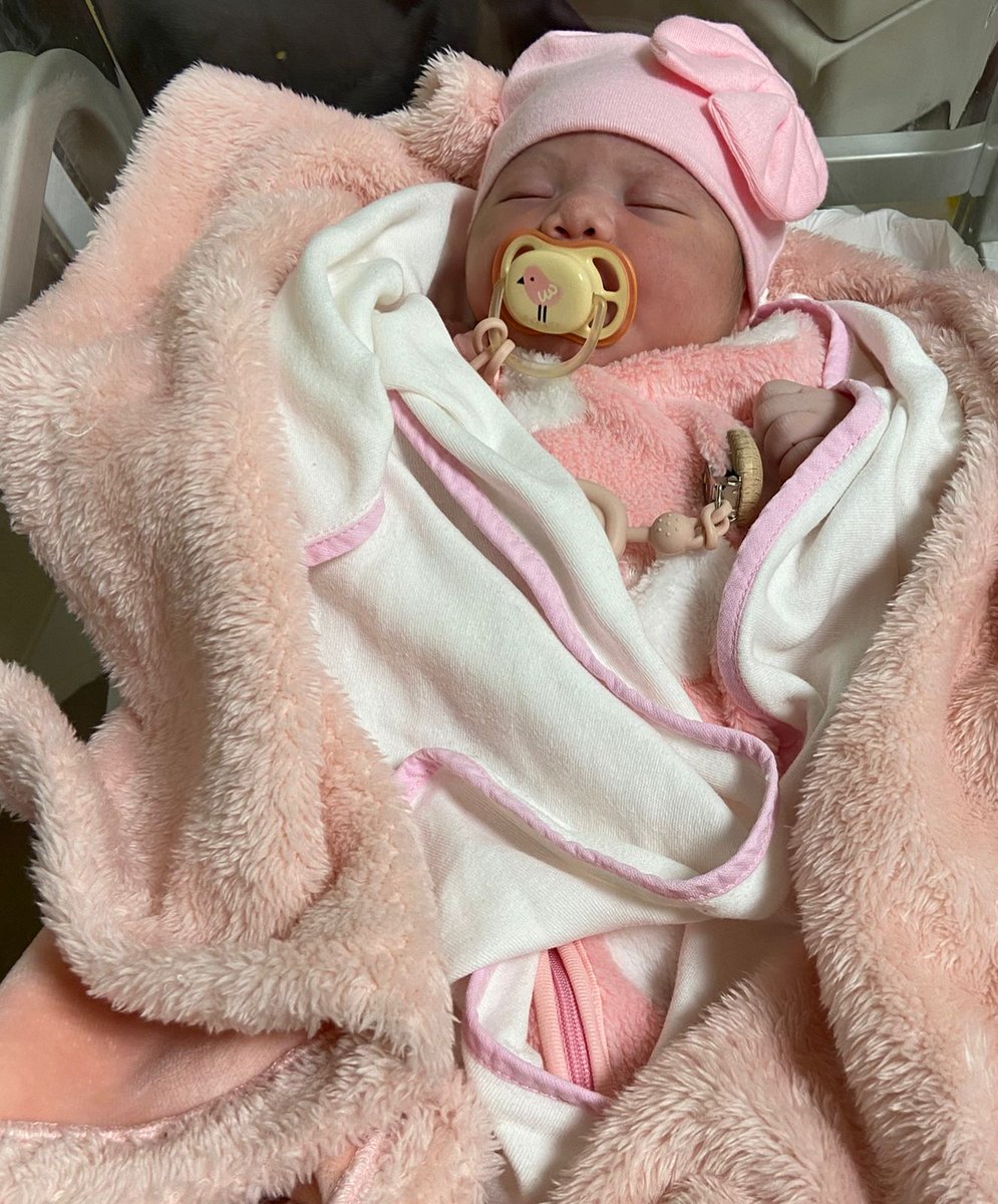 INSTITUCIONAL • El Club Sportivo Belgrano felicita a Matías Jaime que hoy fue padre por segunda vez. Bienvenida Aitana. ¡Felicitaciones papis! 

#ElAlmaPorLosColores