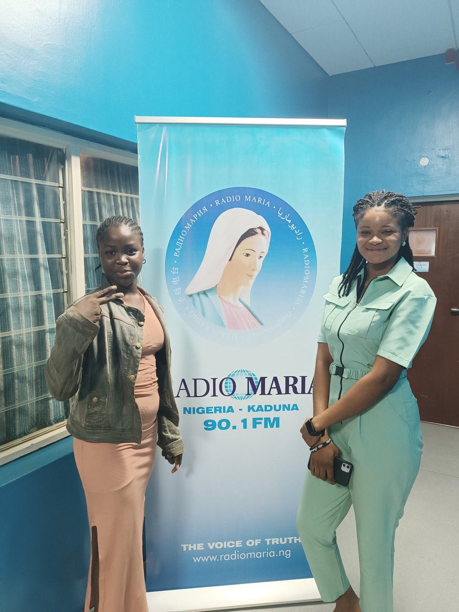 SnartFoundation's tweet photo. Our 2nd edition had young people called to tell us that they learned about their rights. The beauty of our show is that it is centered around adolescents who are both the host also listeners. We stream live on our Facebook platform every Saturday.
#snartfoundation #teenscorner https://t.co/s9G68TxFL5