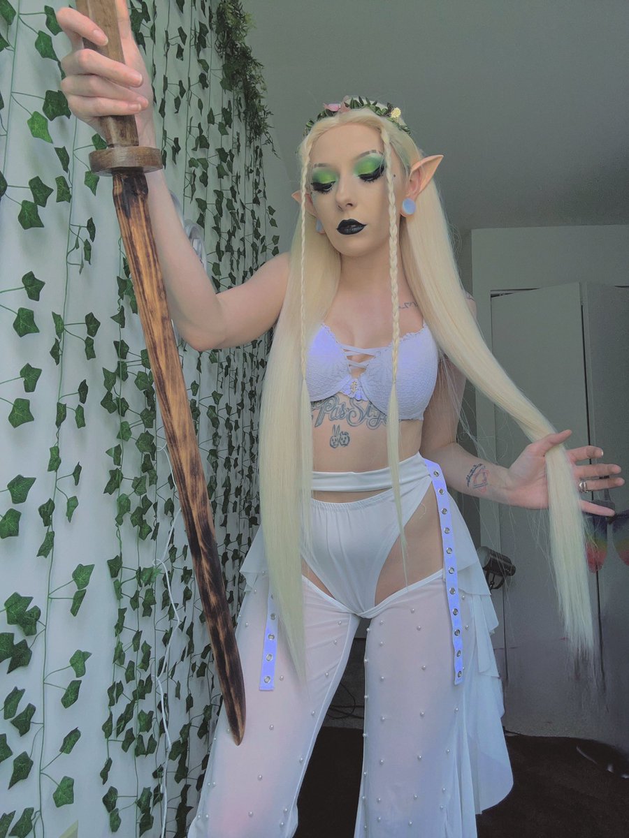 Lil elf girl 🧝‍♀️