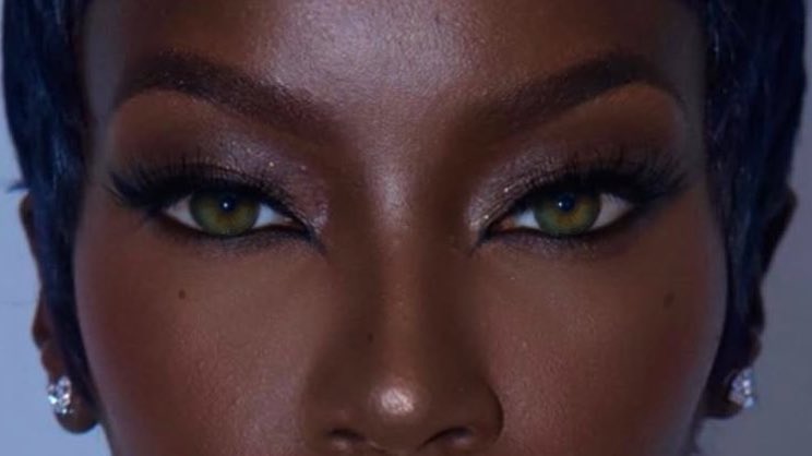 i couldn’t stop thinking about how her pretty eyes would look like in real life.