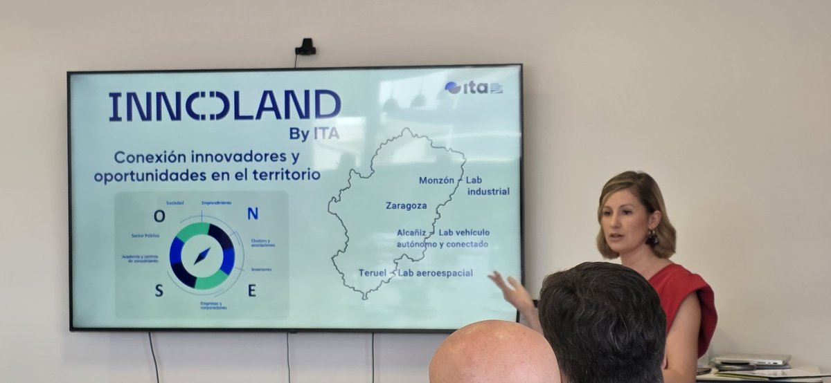 aeropuerteruel's tweet photo. Jornada #INNOLAND by @ITA_tecnologia co-creación e innovación empresas en Aeropuerto de #Teruel
Sesión co-diseño identifica oportunidades colaboración.
Nuevo laboratorio I+i Aeroespacial en @aeropuerteruel  ✈️🚀
Con @EstherBorao @jlnunezbruis  @aibrah @ClusterAERA  @Ayto_Teruel https://t.co/dB1pmY6w4X