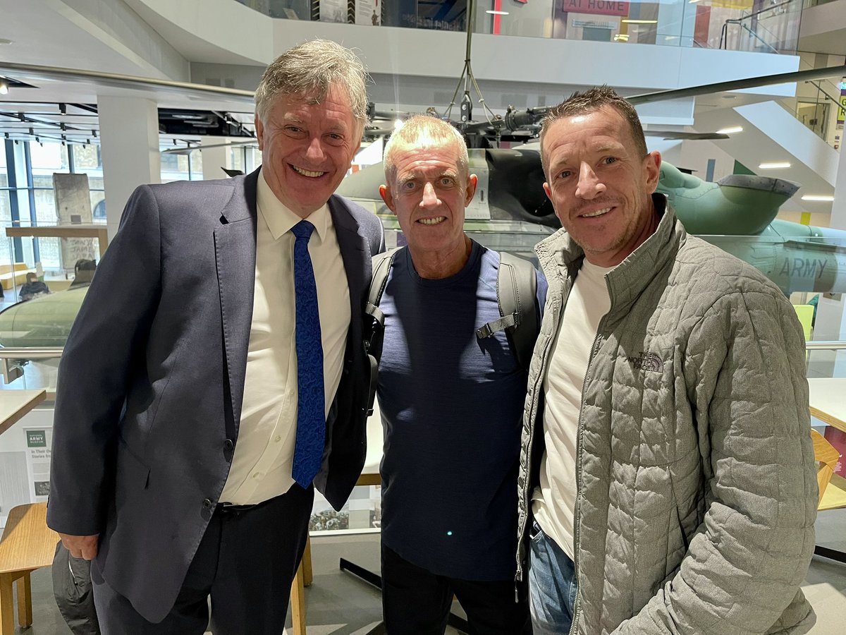 Thrilled to have made it to my book launch! Should be a great evening 😄

You can get hold of my new book, SAS My Trial By Fire, here: geni.us/TRIALBYFIRE