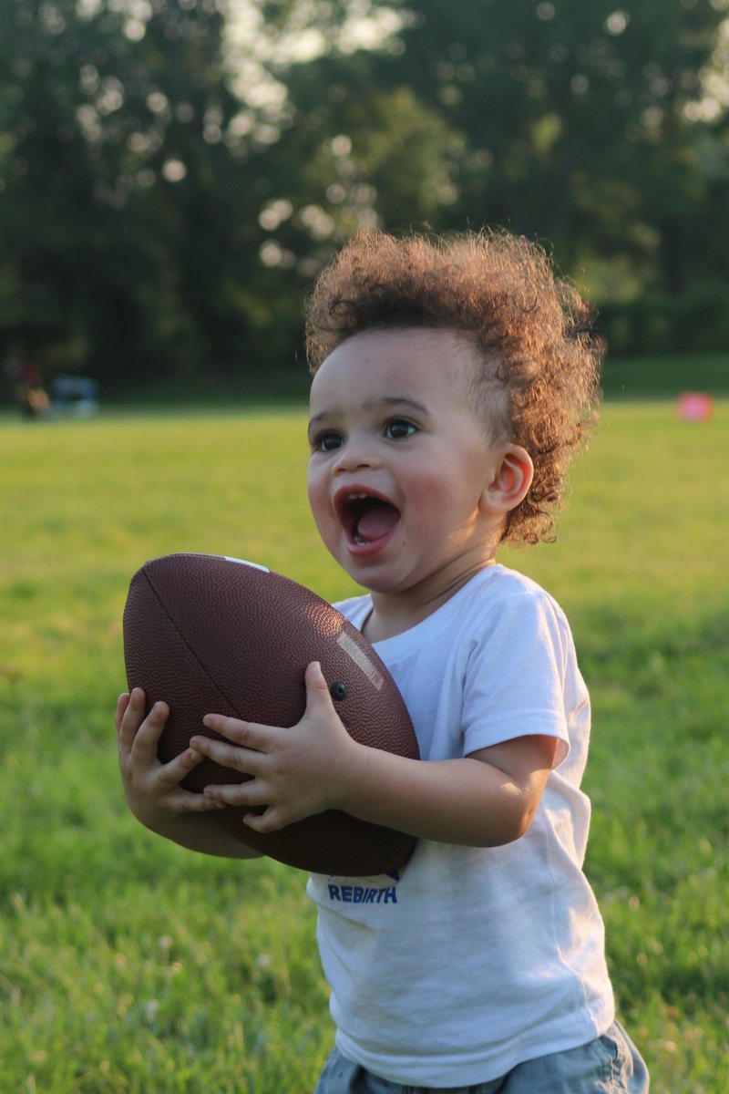 Myles Simpson QB via Virginia Cavaliers 

2045 NFL 1st overall pick