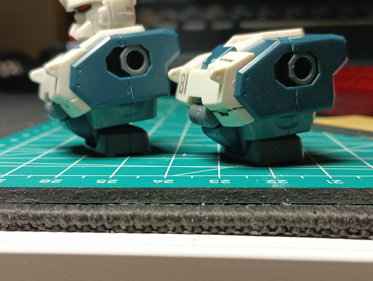 DeptlessTable's tweet image. Late night building