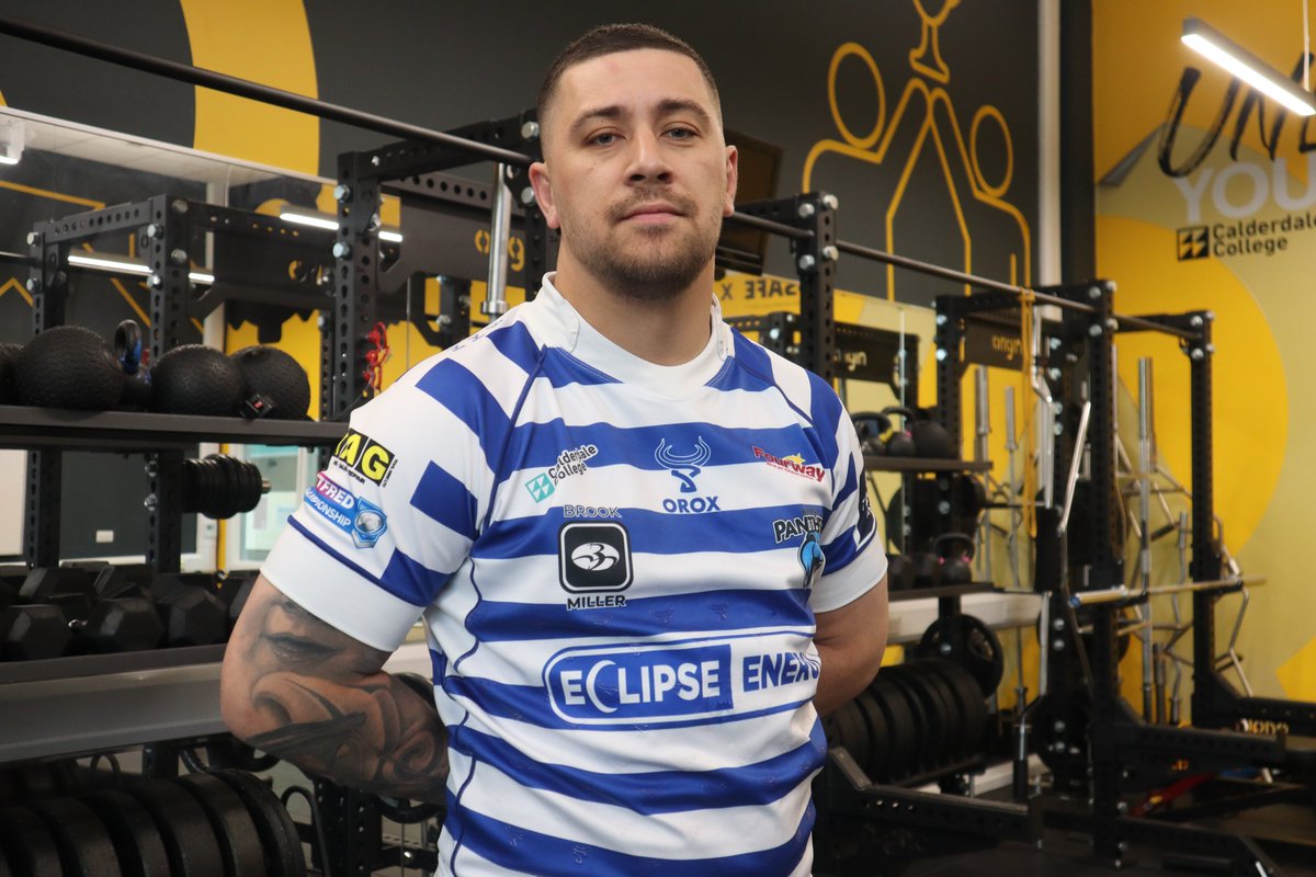 HOTTER THAN HAL(AFIHI) - VILA SIGNS ON THE FAX LINE ✍️🔵⚪️🐾

Halifax Panthers have moved to reinforce our squad further with the signing of experienced Championship forward Vila Halafihi 

halifaxpanthers.co.uk/panthers-news/…

#Panthers2025 #BAWA #WelcomeVila