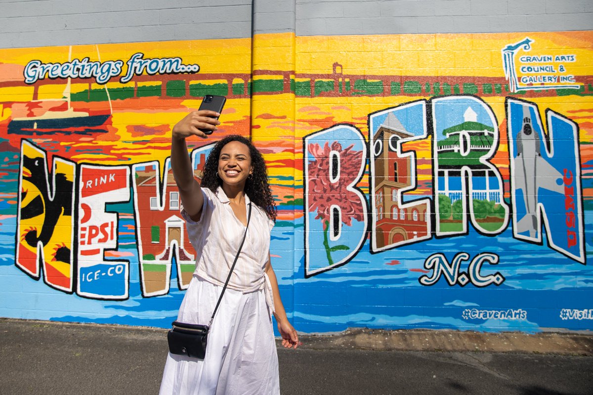 flyewn's tweet photo. We love our community! New Bern is where rich history meets vibrant energy. Whether you’re wandering through charming, historic streets, exploring local shops, or setting out on a waterfront adventure, there’s something special here for everyone to enjoy.
Photo: Visit New Bern https://t.co/JwAF9ryUuv