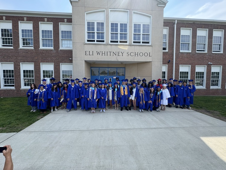 This morning, members of the Class of 25, from Bunnell and Stratford High Schools participated in the Annual Senior Graduate walk through Stratford’s public &amp; parochial elementary schools! What a meaningful  event for all!!! 💙🎓❤️🎓
#bulldogstrong
#twoschoolsonecommunity