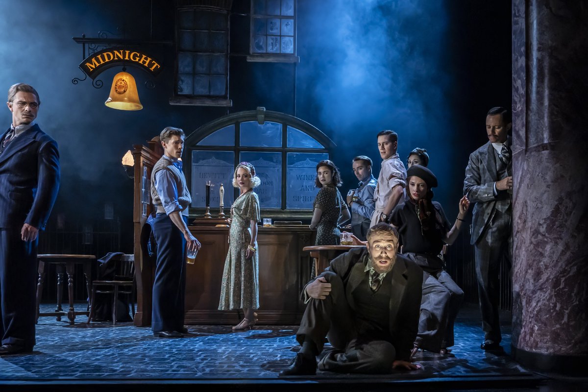 The Reviews Hub (@thereviewshub) on Twitter photo #DANCE #REVIEW <a href="/SirMattBourne/">Matthew Bourne 💙</a>'s The Midnight Bell <a href="/YorkTheatre/">York Theatre Royal</a> "a remarkable experience" ⭐️⭐️⭐️⭐️½ thereviewshub.com/matthew-bourne… #York #DANCE #REVIEW <a href="/SirMattBourne/">Matthew Bourne 💙</a>'s The Midnight Bell <a href="/YorkTheatre/">York Theatre Royal</a> "a remarkable experience" ⭐️⭐️⭐️⭐️½ thereviewshub.com/matthew-bourne… #York