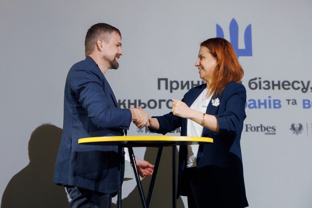 Оборонка - найкраще місце роботи для ветеранів! 🖤

Виробники українського озброєння та військової техніки підписали Принципи бізнесу, дружнього до ветеранів та ветеранок. Ініціатива покликана обʼєднати провідні українські компанії оборонного сектору навколо створення