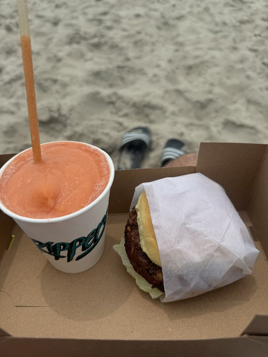 Morrissey Apologist tweet media