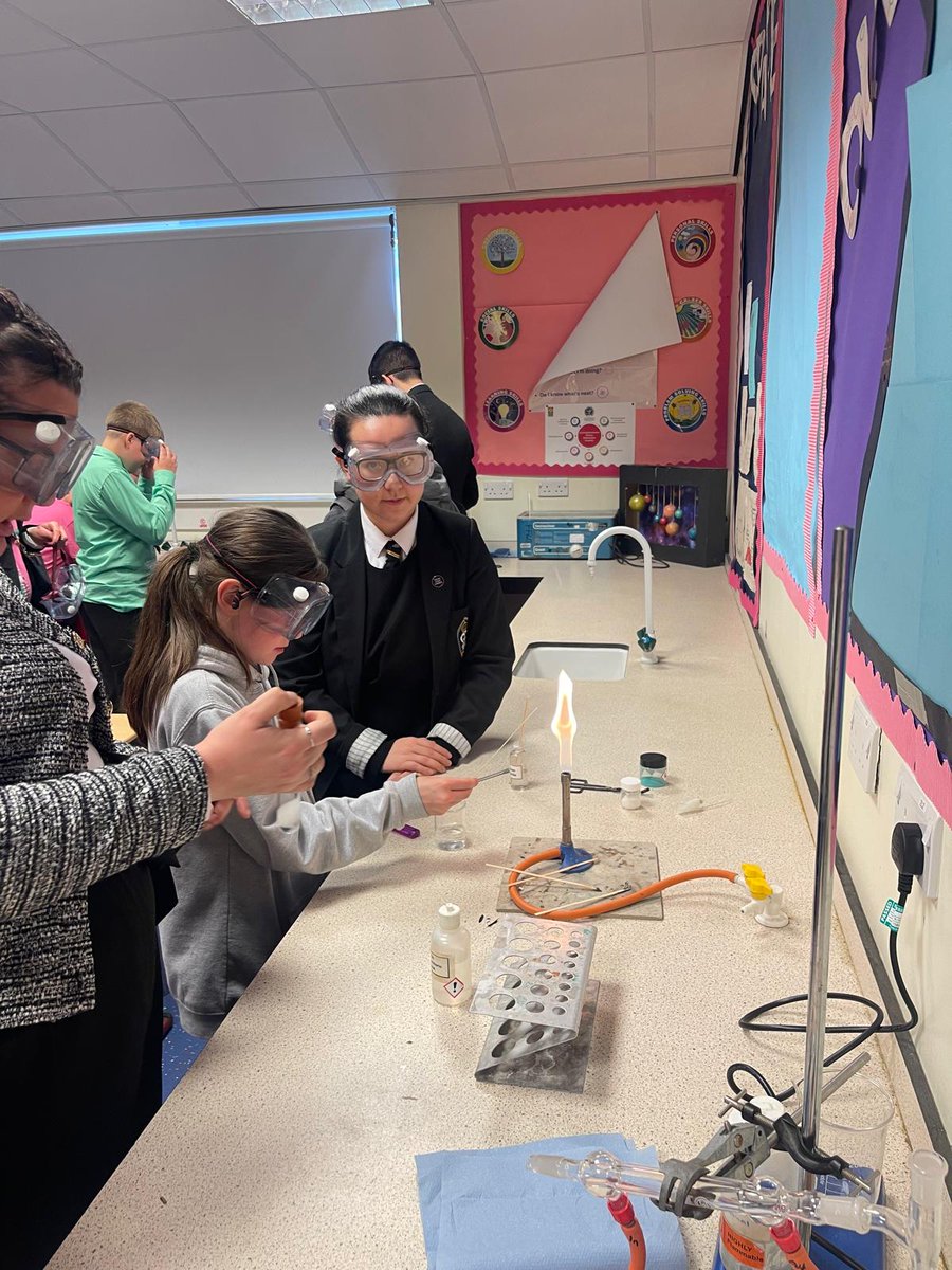 St. Mungo’s Academy Science tweet media