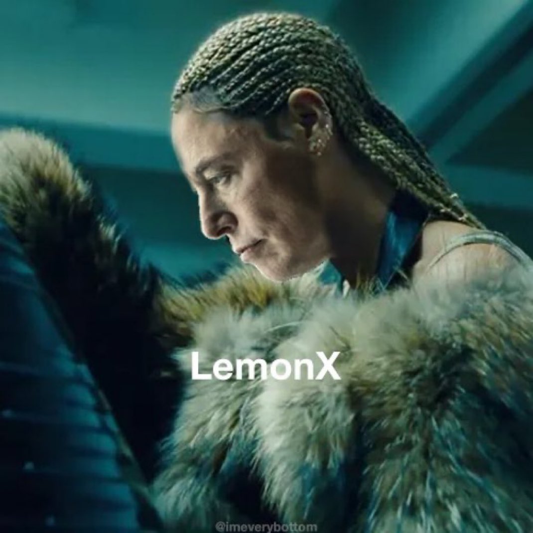 <a href="/Phil_Lewis_/">philip lewis</a> Left a file in the hallway…