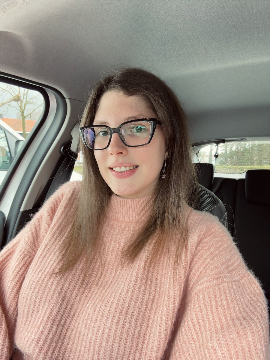 relapseherron's tweet image. introducing myself ahead of shawn's tour 🩷 #OnTheRoadWithShawn

ღ name: amber
ღ from: belgium
ღ fav albums: illuminate, sm3, shawn
ღ fave songs: when you're ready, nba, 305, that's the dream, bad reputation &amp;amp; iichy
ღ otra shows: amsterdam and london