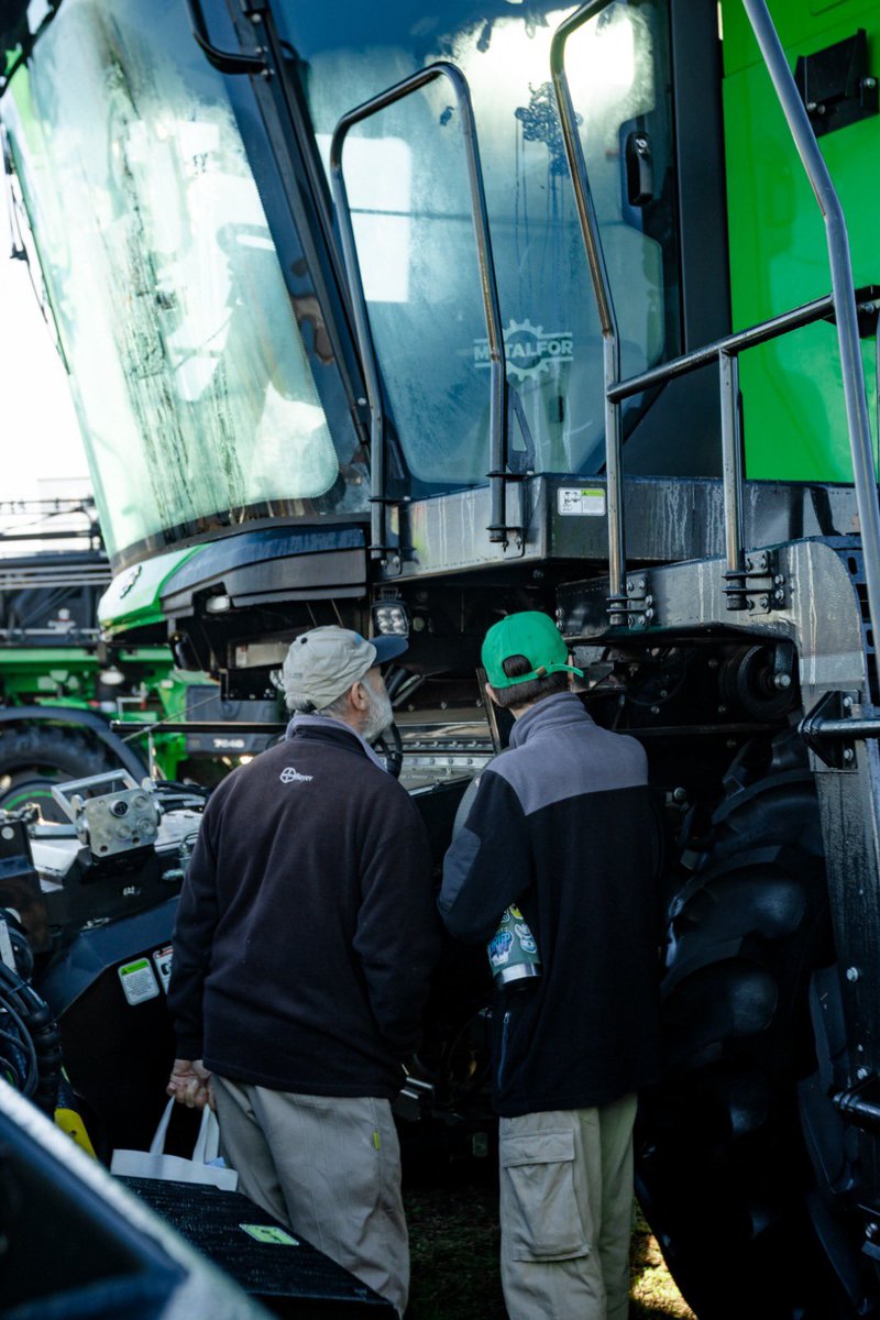 Metalfor S.A. (@metalforsa) on Twitter photo Nuestras gigantes se llevan todas las miradas en <a href="/AgroActiva/">AgroActiva</a> 🫶🏻
¡Pasá a conocerlas! Te esperamos en nuestro stand | 228 B
.
.
.
#MetalforSA #Metalfor #maquinariaagricola Nuestras gigantes se llevan todas las miradas en <a href="/AgroActiva/">AgroActiva</a> 🫶🏻
¡Pasá a conocerlas! Te esperamos en nuestro stand | 228 B
.
.
.
#MetalforSA #Metalfor #maquinariaagricola