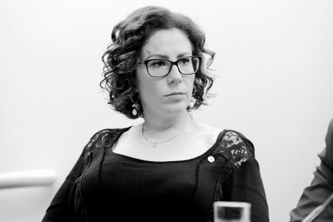 pesquisas_elige's tweet photo. 🚨URGENTE: A interpol acaba de emitir um comunicado anunciando que qualquer país do mundo está autorizado a prender a Deputada Federal Carla Zambelli (PL-SP). A nossa representante está na lista vermelha dos mais procurados!🇧🇷😂👀⌛😱😎 https://t.co/gW8vaq1Xxj