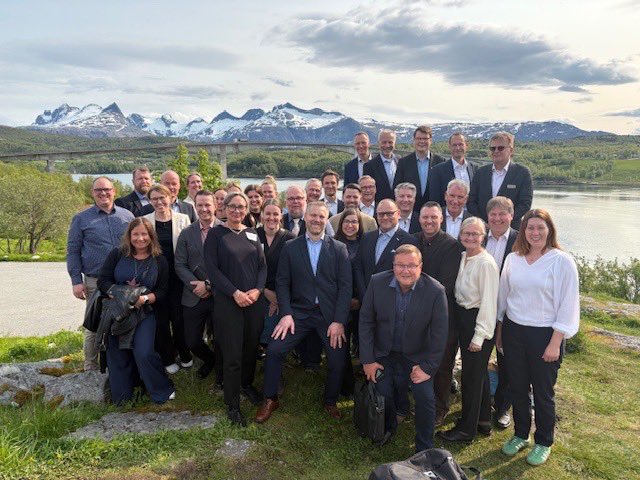 Katriina Viljanen (@viljanenkata) on Twitter photo The transport authorities and security of supply organizations of Norway, Sweden, Finland, and Denmark convened to deepen their cooperation on preparedness related to the transport system.
It’s an honor to be part of this group and to represent <a href="/HVK_uutiset/">Huoltovarmuuskeskus (HVK)</a> The transport authorities and security of supply organizations of Norway, Sweden, Finland, and Denmark convened to deepen their cooperation on preparedness related to the transport system.
It’s an honor to be part of this group and to represent <a href="/HVK_uutiset/">Huoltovarmuuskeskus (HVK)</a>