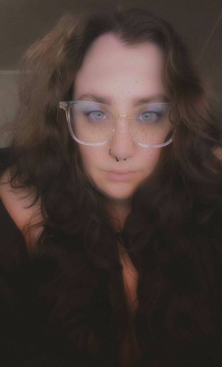 Rhylewd's tweet photo. ♡ Looking for #nsfwtwt #moots >⩊< ♡

❀ she/her | 25 | NA
❀ hard kinks | submissive 
❀ i ♡ anime, games, music, crocheting, being called a whore
❀ ffxiv, minecraft, silly co-op games, elden ring
❀ mdni <3

↻ / ♡ to be moots ifb all girls!! https://t.co/1yx3HhoOrA