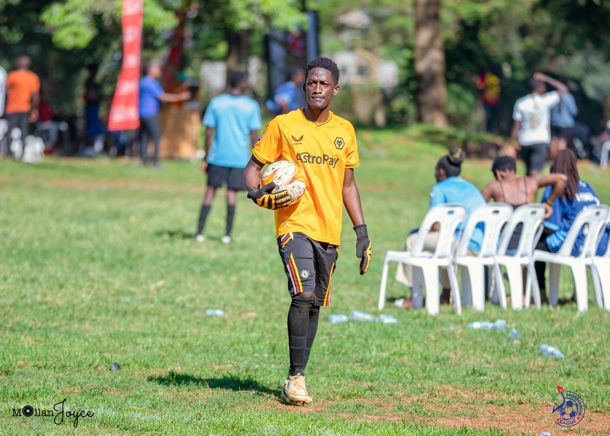 Akadongofc's tweet image. When we pull up with the guys you may think it's a photo shoot
Cameras 📷 📷 📷
@krespo_motors
@Mushanga_League