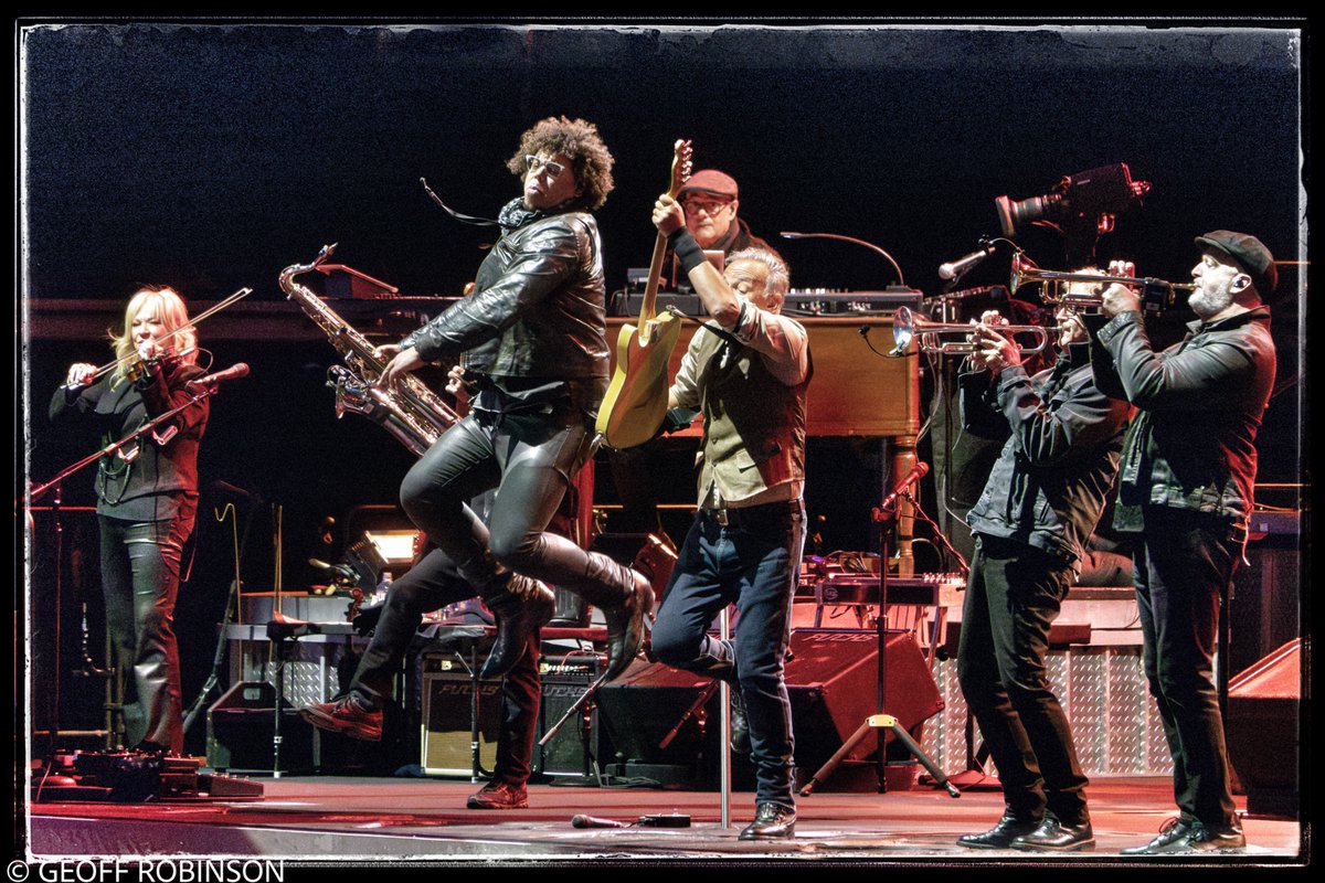 Geoff Robinson tweet media