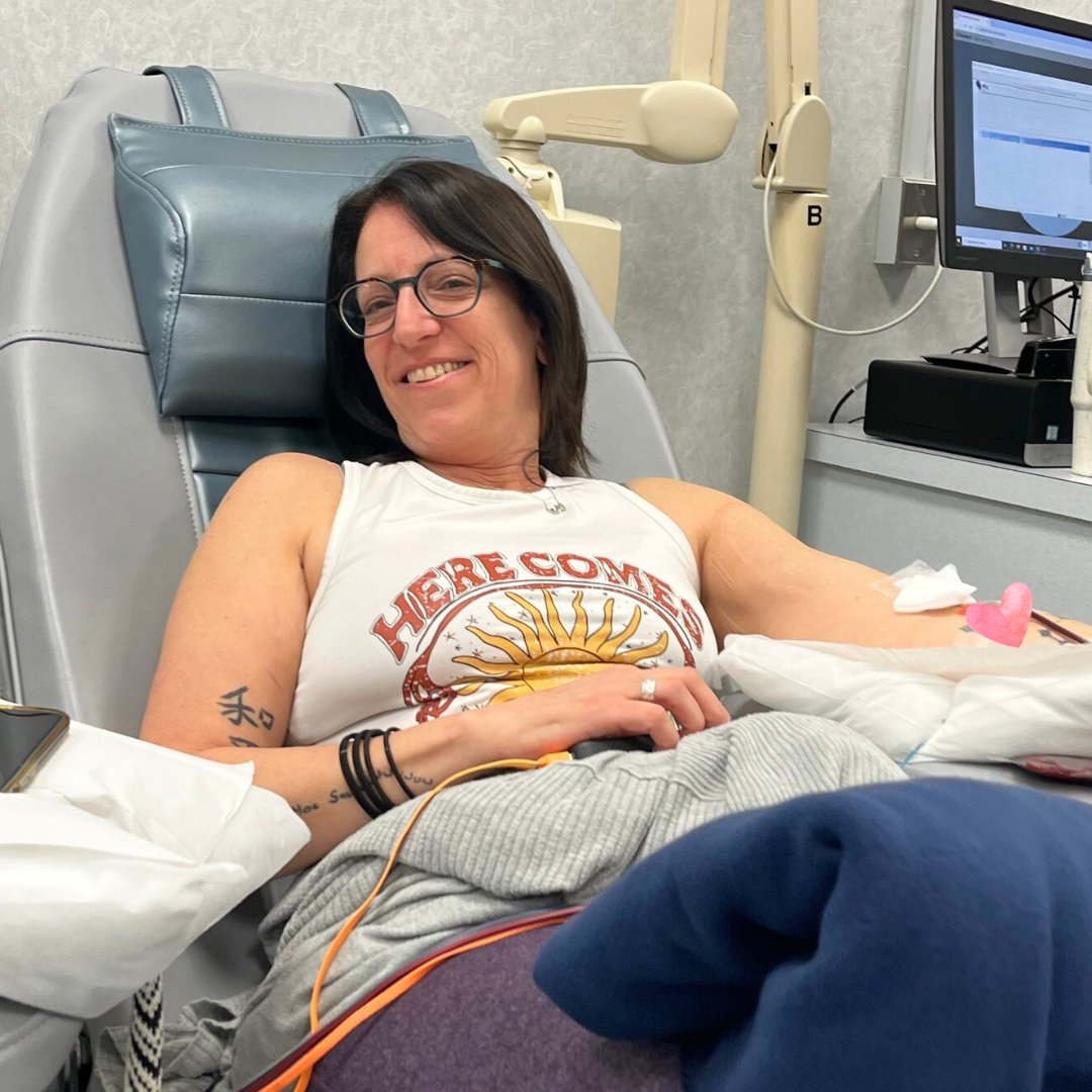 RIBloodCenter's tweet image. ⏰ There are just two weeks left to make your spring All Seasons donation and stay eligible for a premium puffer vest at the end of the year.
🗓️ Make your spring donation by June 19
➡️ Registration is required: bit.ly/3Sg4p2r
#DonateBlood #BloodDonor #GiveBlood