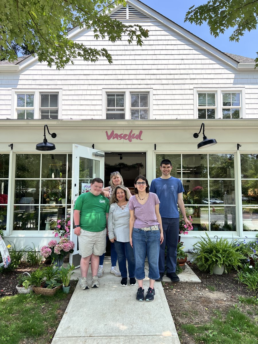 Earlier this week, we celebrated 6 years of business at Vaseful Flowers &amp; Gifts in Princeton, NJ, one of our enterprise locations that supports our mission! We are so proud of our Vaseful team and excited for many years to come in the community!

#anniversary #community #flowers