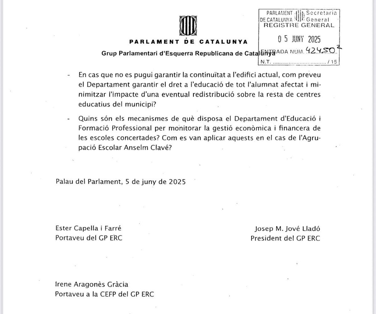 aramolleterc's tweet photo. 🟡 Avui el Grup Parlamentari d’@Esquerra_ERC ha registrat al @parlamentcat diverses preguntes dirigides al Departament d’@educaciocat respecte la situació de l’escola @AEAnselmClave. https://t.co/W59qrI097F