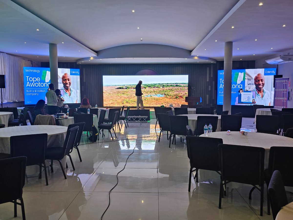 mpagestudio's tweet photo. Led screens available get in touch with us ! https://t.co/BPZMBg49cd