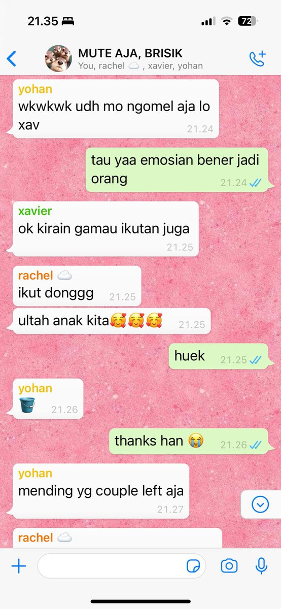 janesfactory's tweet image. 30. yohan HAHAHAHAHAH