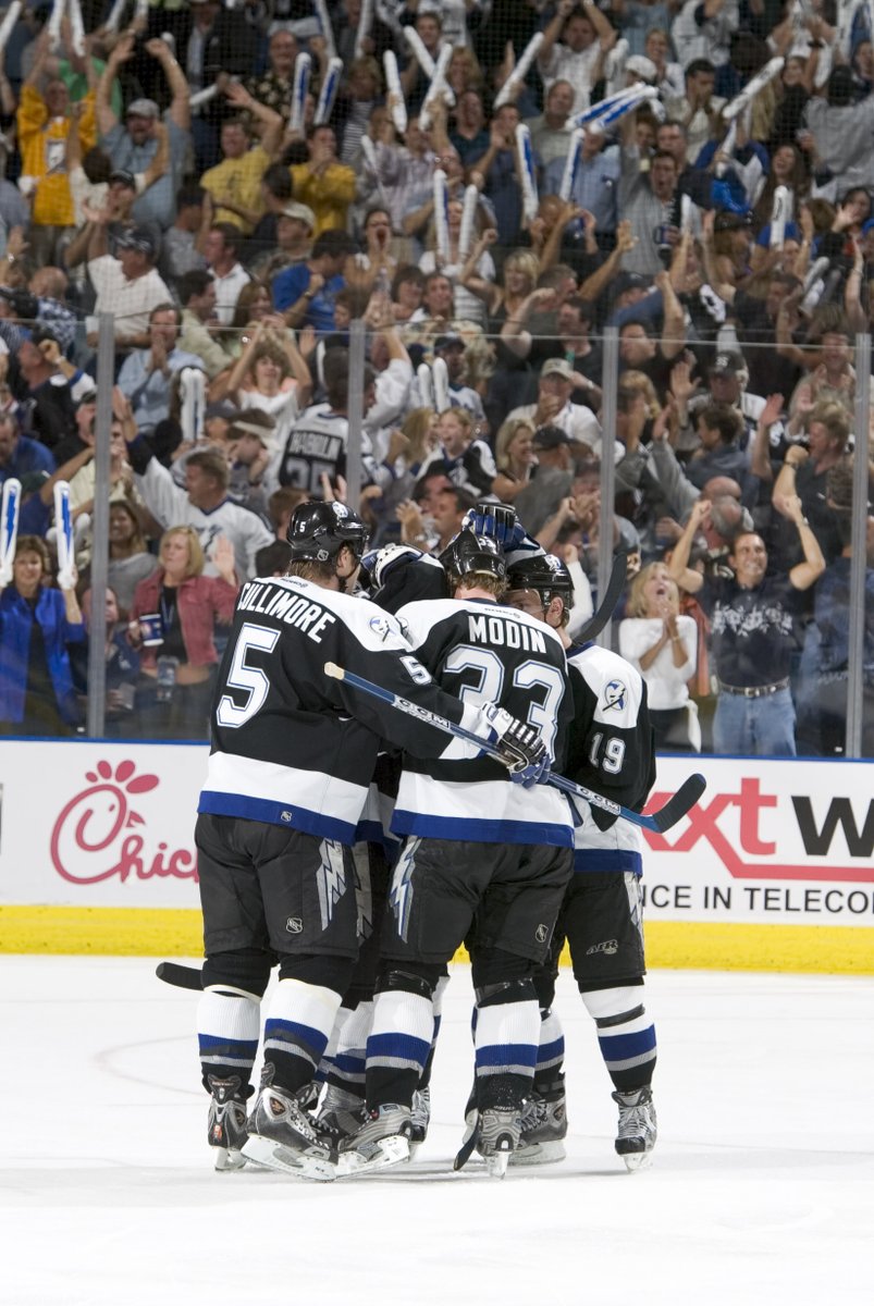 boltsalumni's tweet photo. 21 years ago today, the @TBLightning won their first ever Stanley Cup! 🏆🏒 https://t.co/tJjx96N3vj