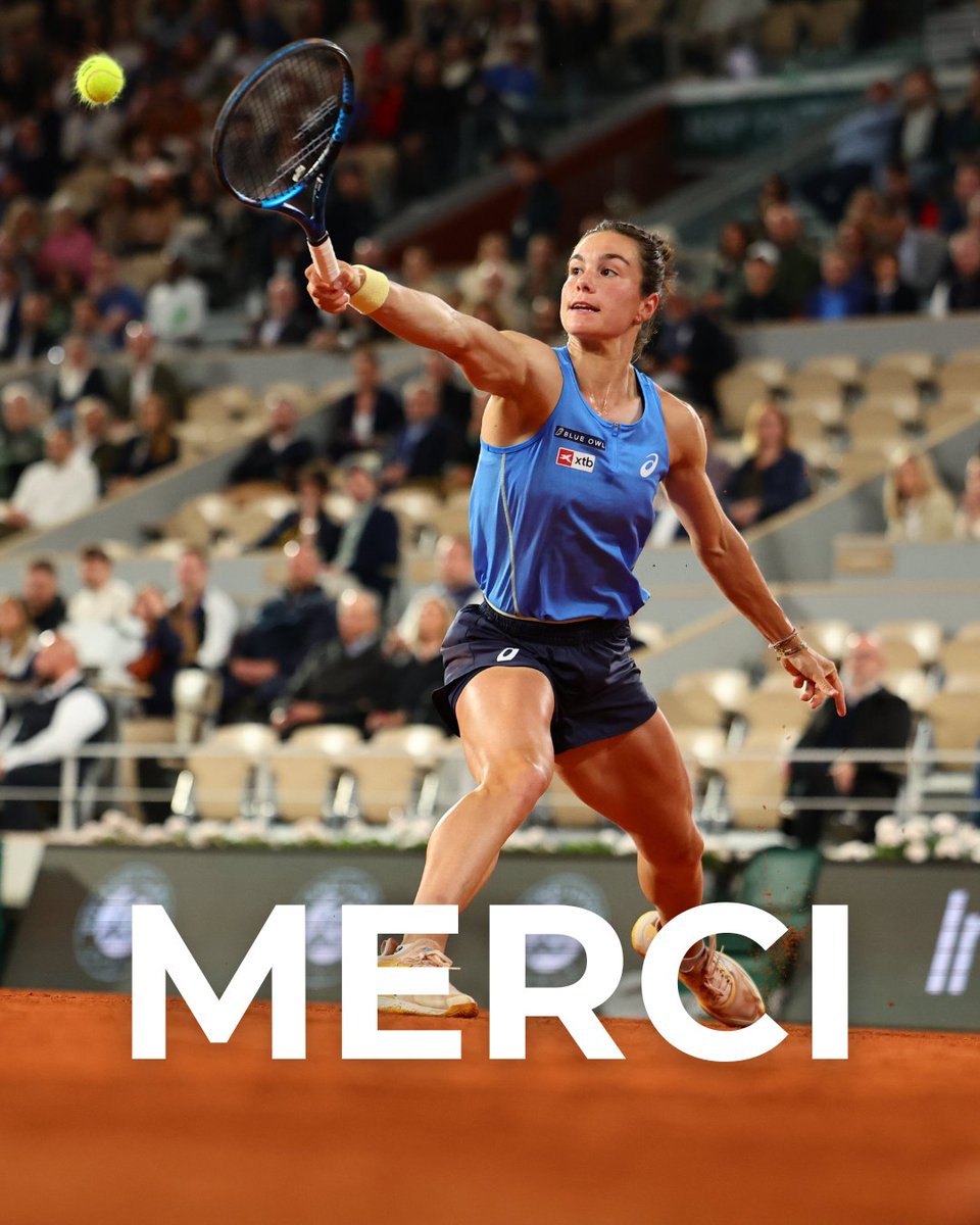 🎾 𝗙𝗶𝗻 𝗱𝗲 𝗽𝗮𝗿𝗰𝗼𝘂𝗿𝘀 𝗽𝗼𝘂𝗿 𝗟𝗼𝗶̈𝘀 𝗕𝗼𝗶𝘀𝘀𝗼𝗻 𝗮̀ 𝗥𝗼𝗹𝗮𝗻𝗱-𝗚𝗮𝗿𝗿𝗼𝘀 𝟮𝟬𝟮𝟱

La Fondation du Sport Français félicite Lois BOISSON, 361e mondiale, pour son parcours exceptionnel.

Invitée grâce à une wild card, elle a successivement éliminé Elise