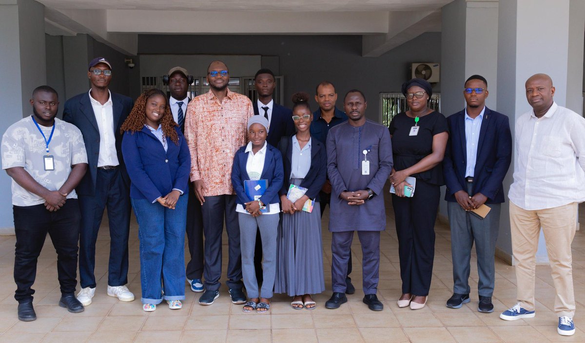 GuilabGN's tweet image. GUILAB SA 𝐕𝐢𝐬𝐢𝐭𝐞 𝐩𝐞́𝐝𝐚𝐠𝐨𝐠𝐢𝐪𝐮𝐞 𝐝𝐞𝐬 𝐞́𝐭𝐮𝐝𝐢𝐚𝐧𝐭𝐬 𝐝𝐞 𝐥’𝐔𝐧𝐢𝐯𝐞𝐫𝐬𝐢𝐭𝐞́ 𝐌𝐞𝐫𝐜𝐮𝐫𝐞 𝐈𝐧𝐭𝐞𝐫𝐧𝐚𝐭𝐢𝐨𝐧𝐚𝐥
𝐂𝐨𝐧𝐚𝐤𝐫𝐲, 𝐥𝐞 𝟒 𝐣𝐮𝐢𝐧 2025
GUILAB SA 
#LaGuinéenneDeLargeBande
#ConnecterLaGuinéeEtLeMonde
#UniversitéMercureInternational