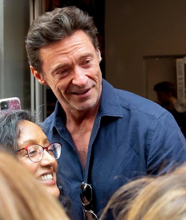 he's so insanely beautiful like how is he even real??? 😭😭😭