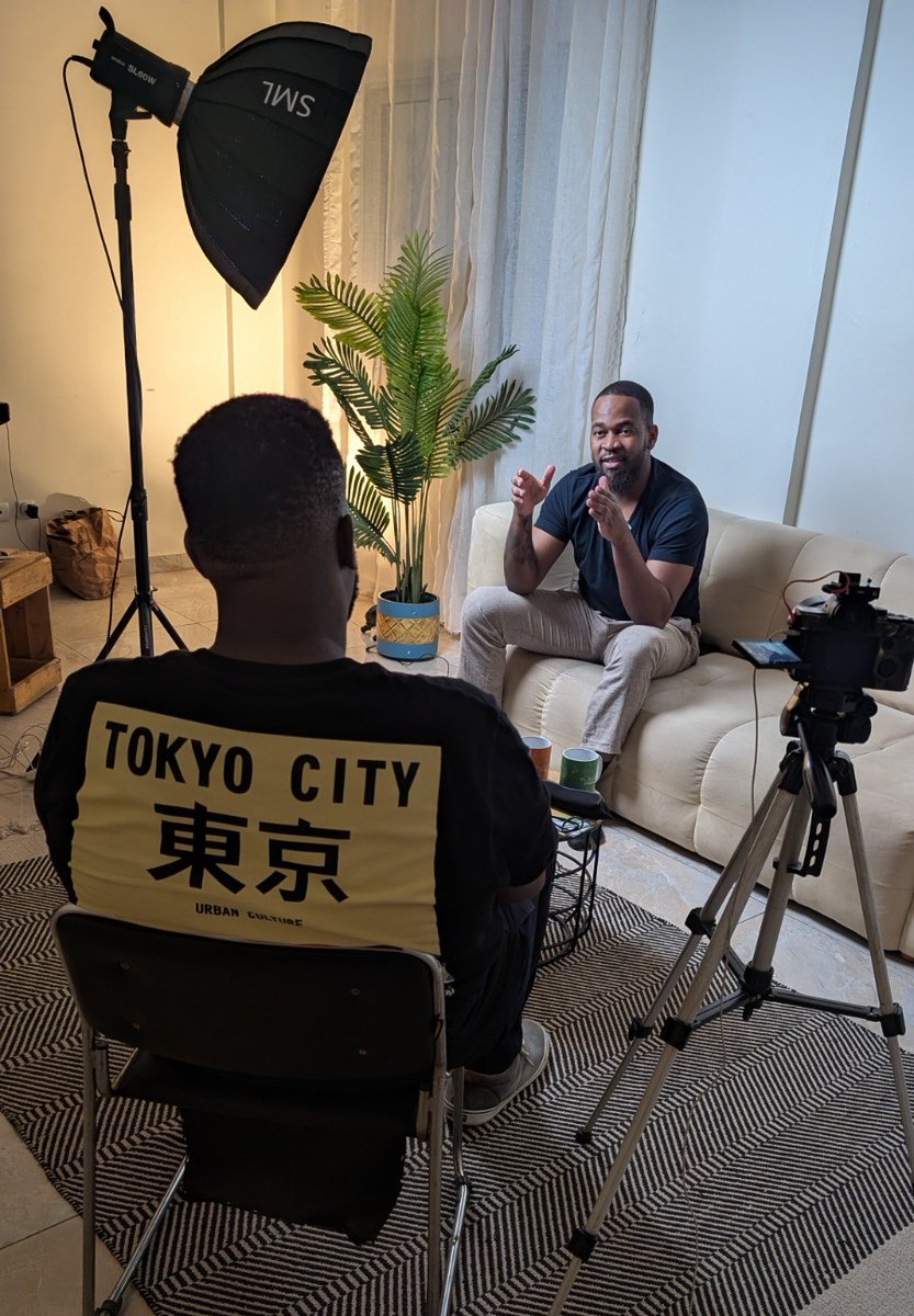 Chedjou Kamdem (@chedjoukm) on Twitter photo 🎬<a href="/gerviany/">Big manaja!</a> rejoint les voix de notre prochain reportage.
Expertise, mémoire et engagement au rendez-vous.
Chaque intervention éclaire un peu plus la scène…
#SIngerieCameroun 🎬<a href="/gerviany/">Big manaja!</a> rejoint les voix de notre prochain reportage.
Expertise, mémoire et engagement au rendez-vous.
Chaque intervention éclaire un peu plus la scène…
#SIngerieCameroun