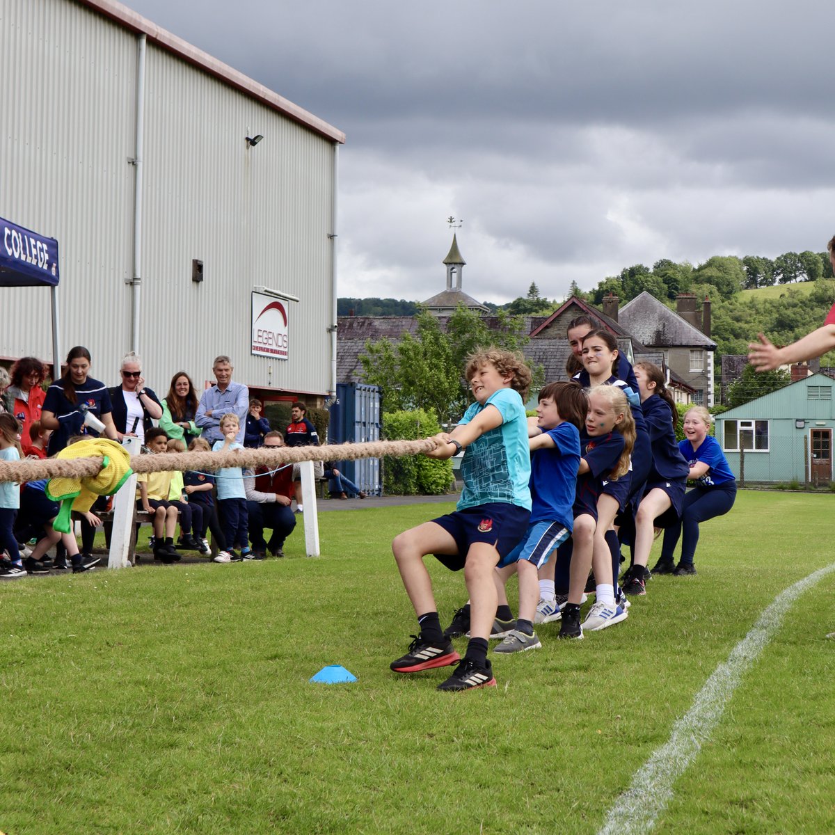 Llandovery College tweet media