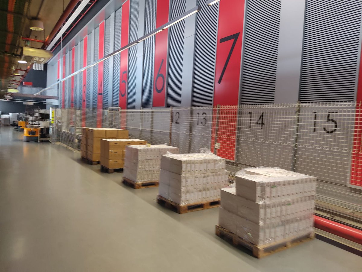 El Programa Social de las #JEID25 nos ha llevado de visita al <a href="/ArtiumMuseoa/">Artium Museoa</a> , a <a href="/PVasco_EuskoL/">Eusko Legebiltzarra</a> , a <a href="/SANCHOELSABIO/">Fundación Sancho el Sabio Fundazioa</a> y a <a href="/euskadiartxiboa/">EuskadikoArtxiboa</a> 
Muchas gracias, eskerrik asko.