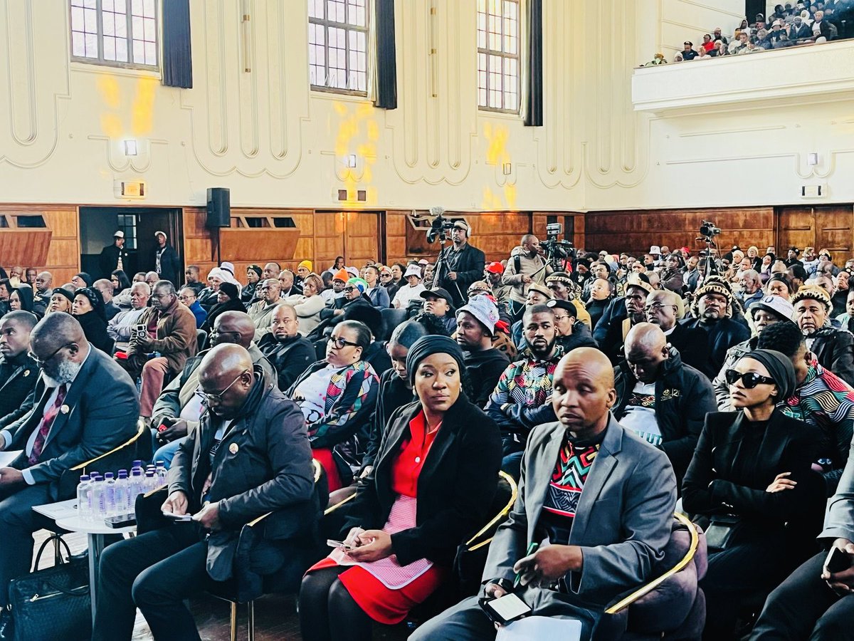 NthabisengTshiv's tweet image. Today we attended the Memorial Service of Honourable Petros “KP” Jobe Sithole MP who was gunned down on Saturday by unknown gunmen in Katlehong. We send our sincere condolences to the @IFP_Indlovu @City_Ekurhuleni