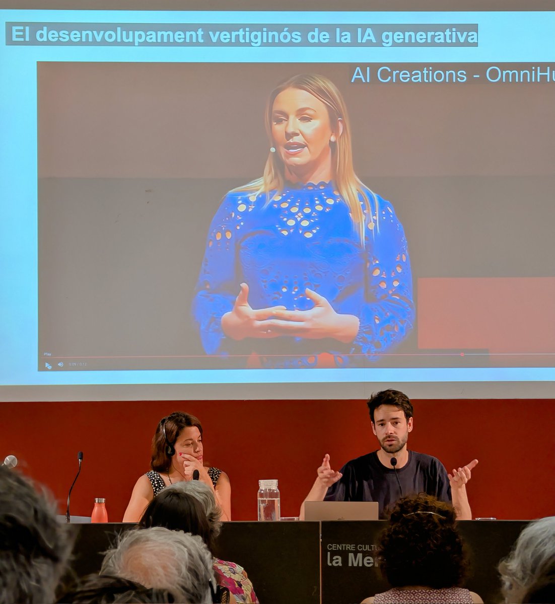 "EL PODER DE L'ALGORITME I LA NOSTRA LLIBERTAT"

Arthur Grimonpont, autor d'"Algoritmocràcia" (Llibres del Segle), afirma que ChatGPT s'equivoca en un 50% de les respostes, i dona fins i tot enllaços falsos per satisfer l'usuari. 

Conferència al Centre la Mercè de Girona.