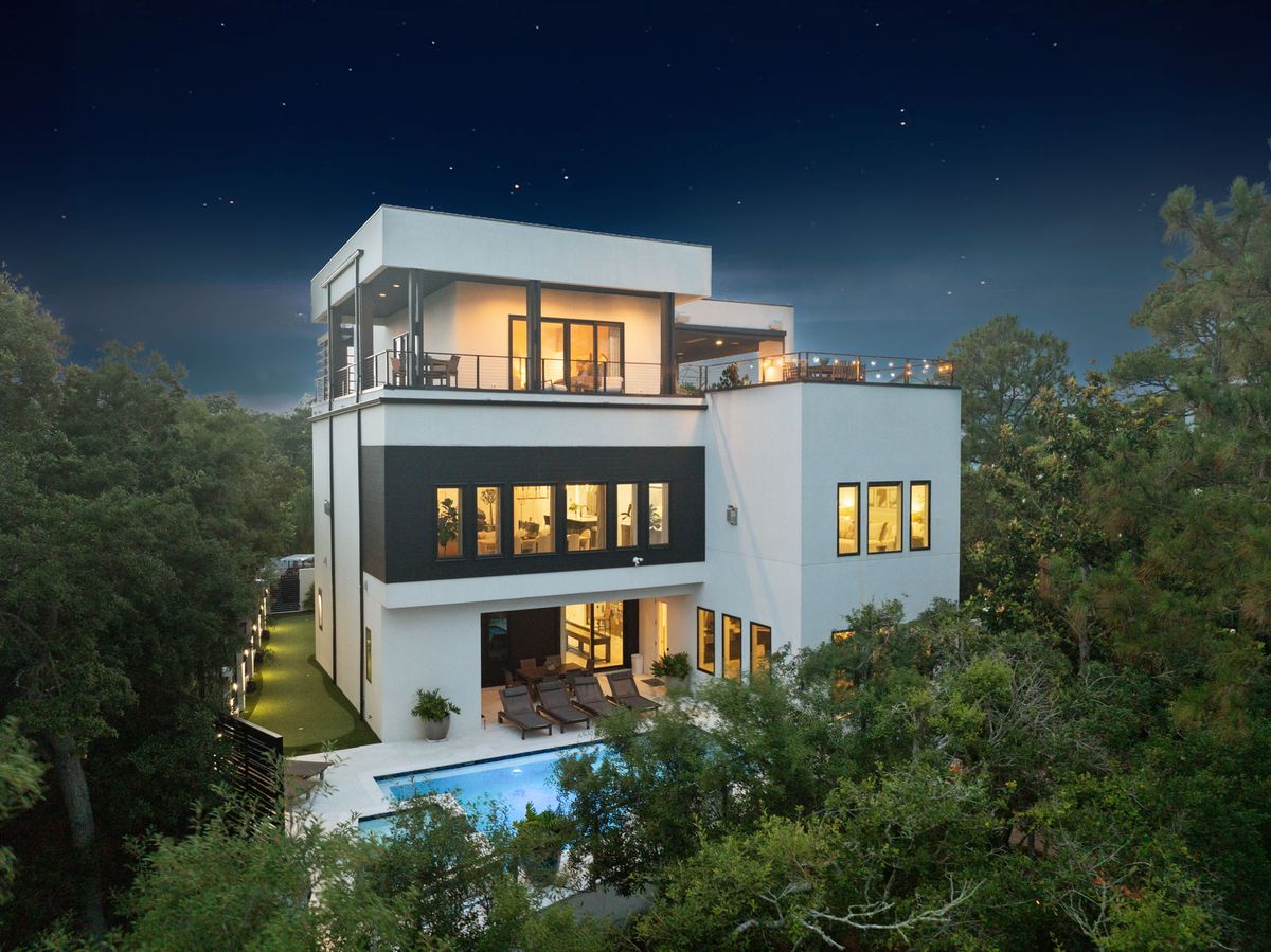 ScenicSothebysRealty tweet media