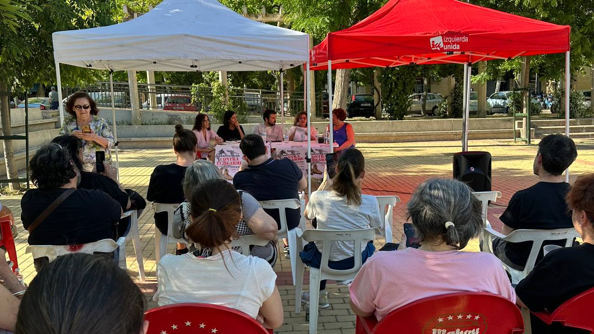 IU_Madrid's tweet photo. 📣 Existe un Madrid alternativo, antibelicista y popular. 

Convocatoria por la democracia, precisamente, es reivindicar que con Ayuso se vive menos y peor y que existe alternativa desde abajo. 

¡Vamos a hacerlo posible! ✊🔥 https://t.co/eoxMNcdqbh
