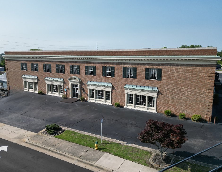 The FCEDC is excited to announce a collaboration with Homemakers Furniture that will continue their lasting legacy of serving Fayetteville &amp; Cumberland County! The building at 611 W Russell Street will soon become a new home for applied innovation, technology, and training. 💡💼