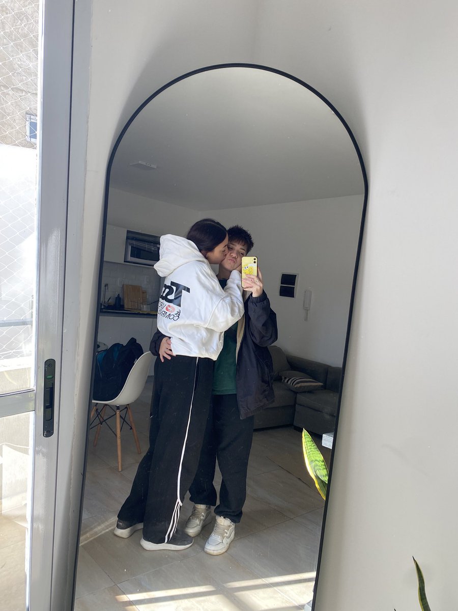 Mailenn25's tweet photo. Te amo♥️🥰 https://t.co/MoMpydt1XJ