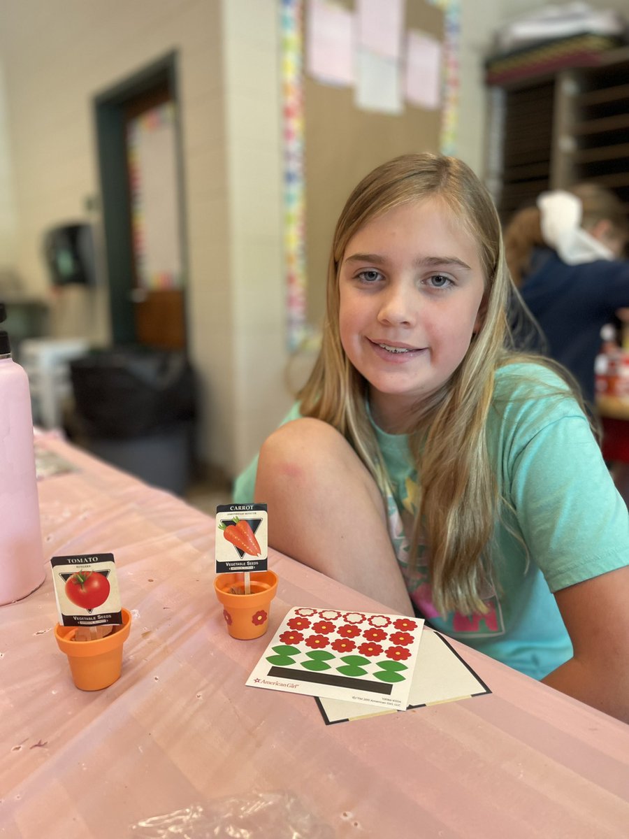 TaylorKuhn98's tweet photo. Day 2- students learned about colonial Williamsburg &amp; took a tea lesson like Felicity did! They also learned about struggles and hardships during the Great Depression (Kit) &amp; World War II at Pearl Harbor (Nanea). We made our own Amelia Earhart doll, Victory Garden, &amp; tree house! https://t.co/HL79XlJ2ct