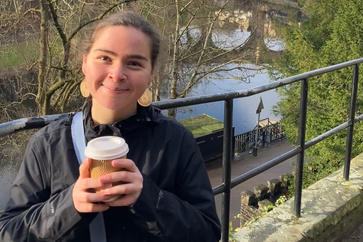 Recent graduate Alanna Moskowitz, a political science and peace studies major and aspiring law student, wrote a reflection on her #OnlyAtGW experience: studying abroad in London.

Hear about her journey and the impact the experience had on her ⬇️
gwtoday.gwu.edu/her-own-words-…