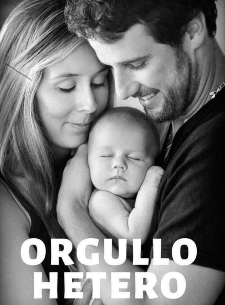 Orgullosa de apoyar y defender la familia natural ❤️