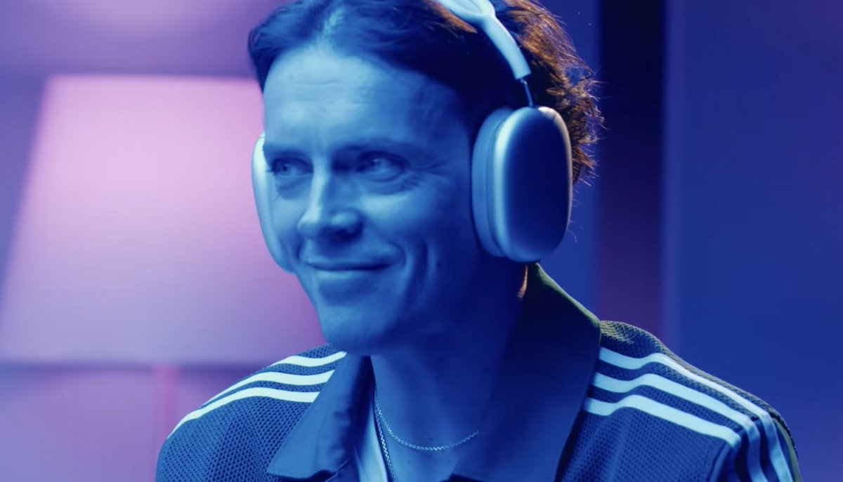 это же только начало. почему вы уже такие сахарные? особенно Антон. Антон соберись