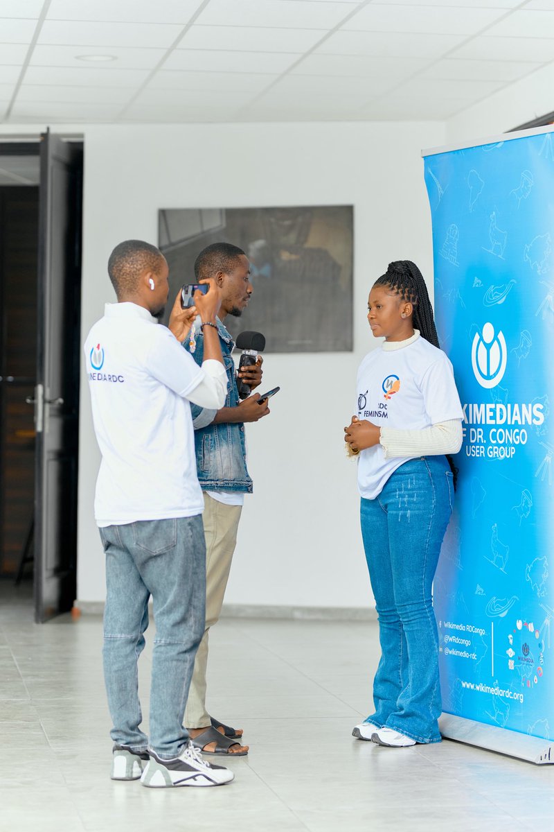 Lydie kahambu (@lydiekahambu) on Twitter photo Après le lancement du projet #Art+#Feminism , nous avons animé deux jours de workshop avec les filles du club #UReport et d’anciens wikimédiens.
Prochain Atelier de formation : #Bukavu & #Kinshasa.
<a href="/WikimediaRDC/">Wikimedia RDC</a> <a href="/artandfeminism/">Art+Feminism</a> <a href="/africawikiwomen/">africawikiwomen</a> <a href="/leParrainRDC/">𝐥𝐞 𝐏𝐚𝐫𝐫𝐚𝐢𝐧</a> <a href="/LindaEvelyn_N/">Linda Evelyn Namulindwa</a> Après le lancement du projet #Art+#Feminism , nous avons animé deux jours de workshop avec les filles du club #UReport et d’anciens wikimédiens.
Prochain Atelier de formation : #Bukavu & #Kinshasa.
<a href="/WikimediaRDC/">Wikimedia RDC</a> <a href="/artandfeminism/">Art+Feminism</a> <a href="/africawikiwomen/">africawikiwomen</a> <a href="/leParrainRDC/">𝐥𝐞 𝐏𝐚𝐫𝐫𝐚𝐢𝐧</a> <a href="/LindaEvelyn_N/">Linda Evelyn Namulindwa</a>
