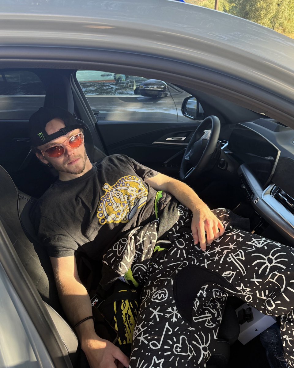 Oliver Solberg 🍩 tweet media